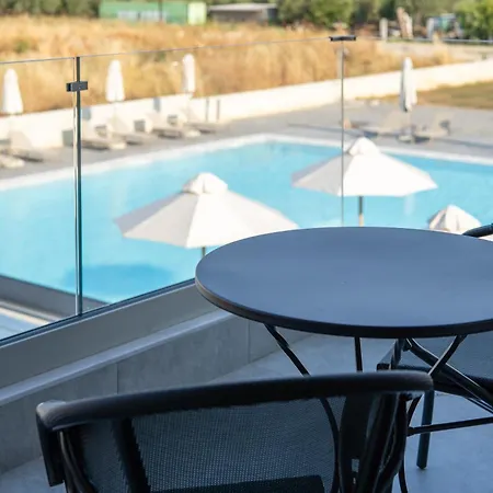 Shizen Wellness מלון 4*