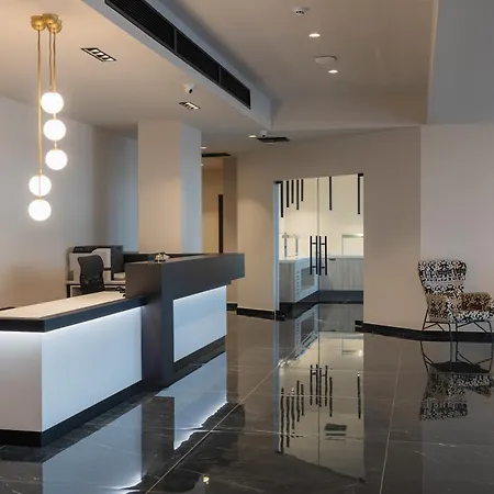 מלון Shizen Wellness 4*